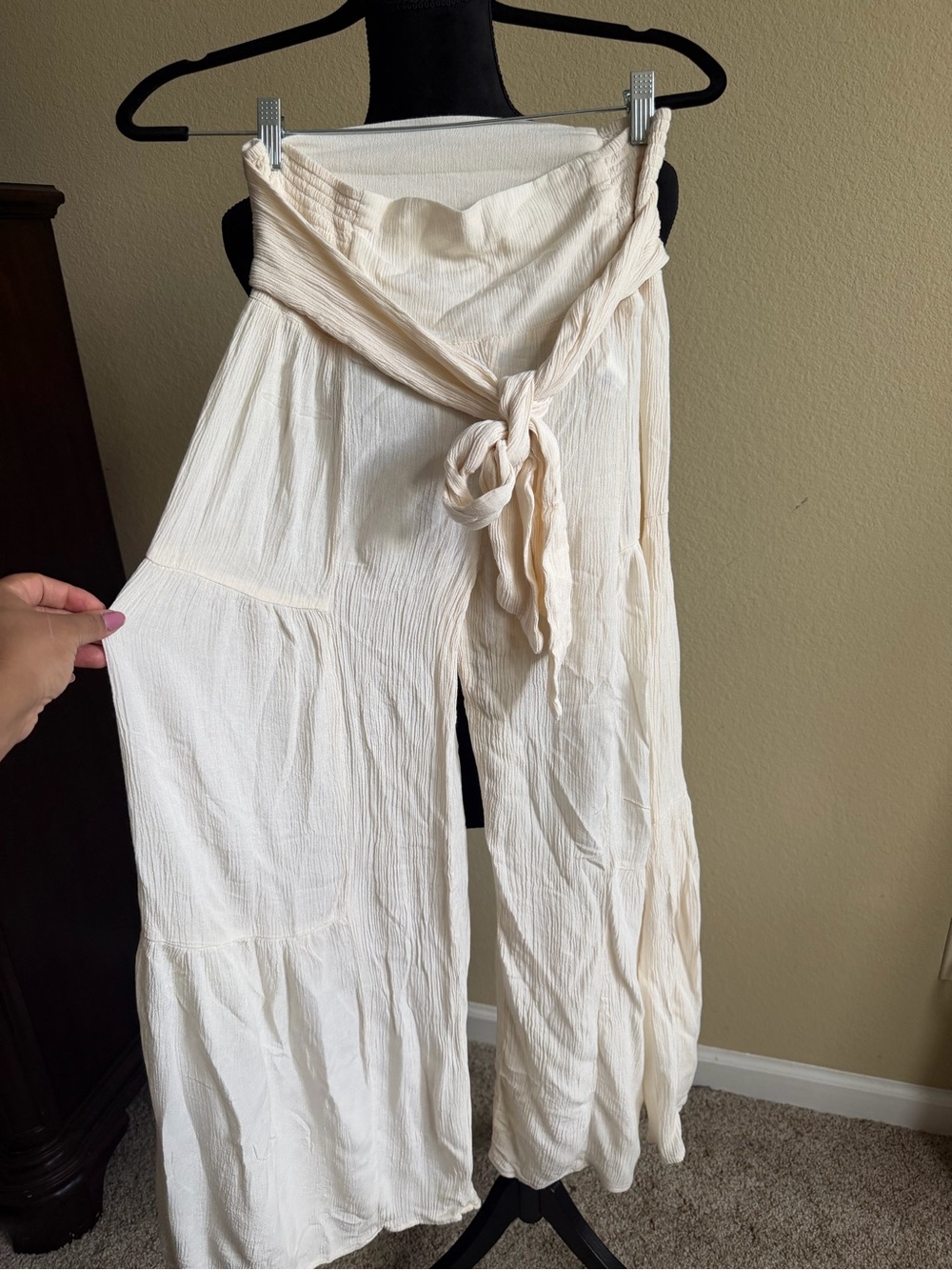 Streetwear Society Cream Wide-Leg Tie-Waist Jumpsuit